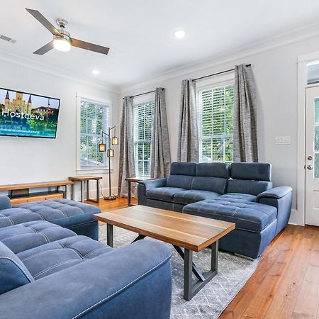 Hosteeva Chic Urban Retreat W Pool Steps To St Charles Ave And Near Bourbon St Apartamento Nova Orleães Exterior foto