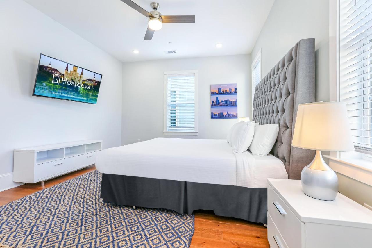 Hosteeva Chic Urban Retreat W Pool Steps To St Charles Ave And Near Bourbon St Apartamento Nova Orleães Exterior foto