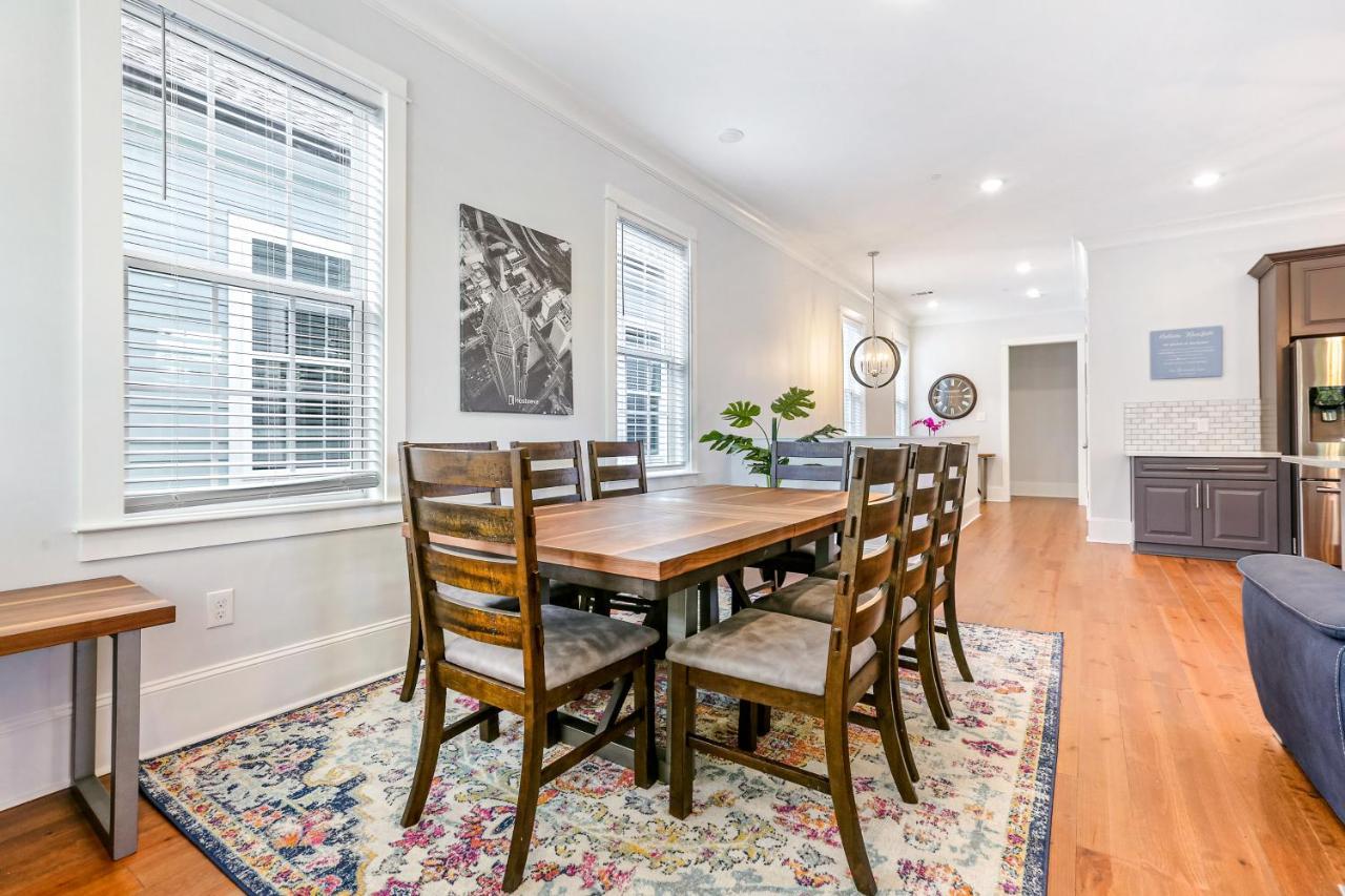 Hosteeva Chic Urban Retreat W Pool Steps To St Charles Ave And Near Bourbon St Apartamento Nova Orleães Exterior foto