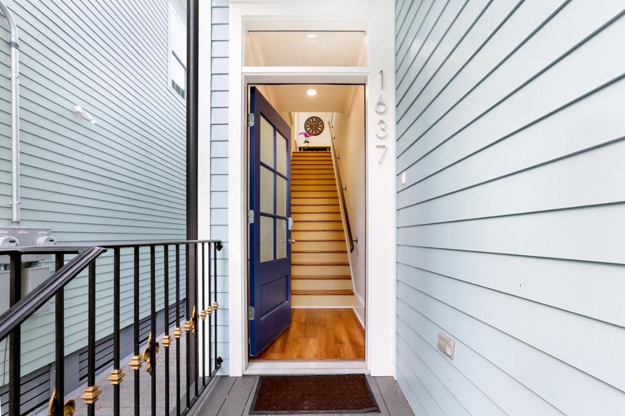 Hosteeva Chic Urban Retreat W Pool Steps To St Charles Ave And Near Bourbon St Apartamento Nova Orleães Exterior foto