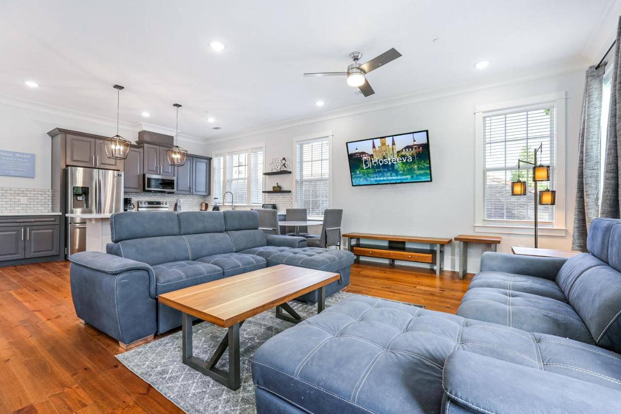 Hosteeva Chic Urban Retreat W Pool Steps To St Charles Ave And Near Bourbon St Apartamento Nova Orleães Exterior foto